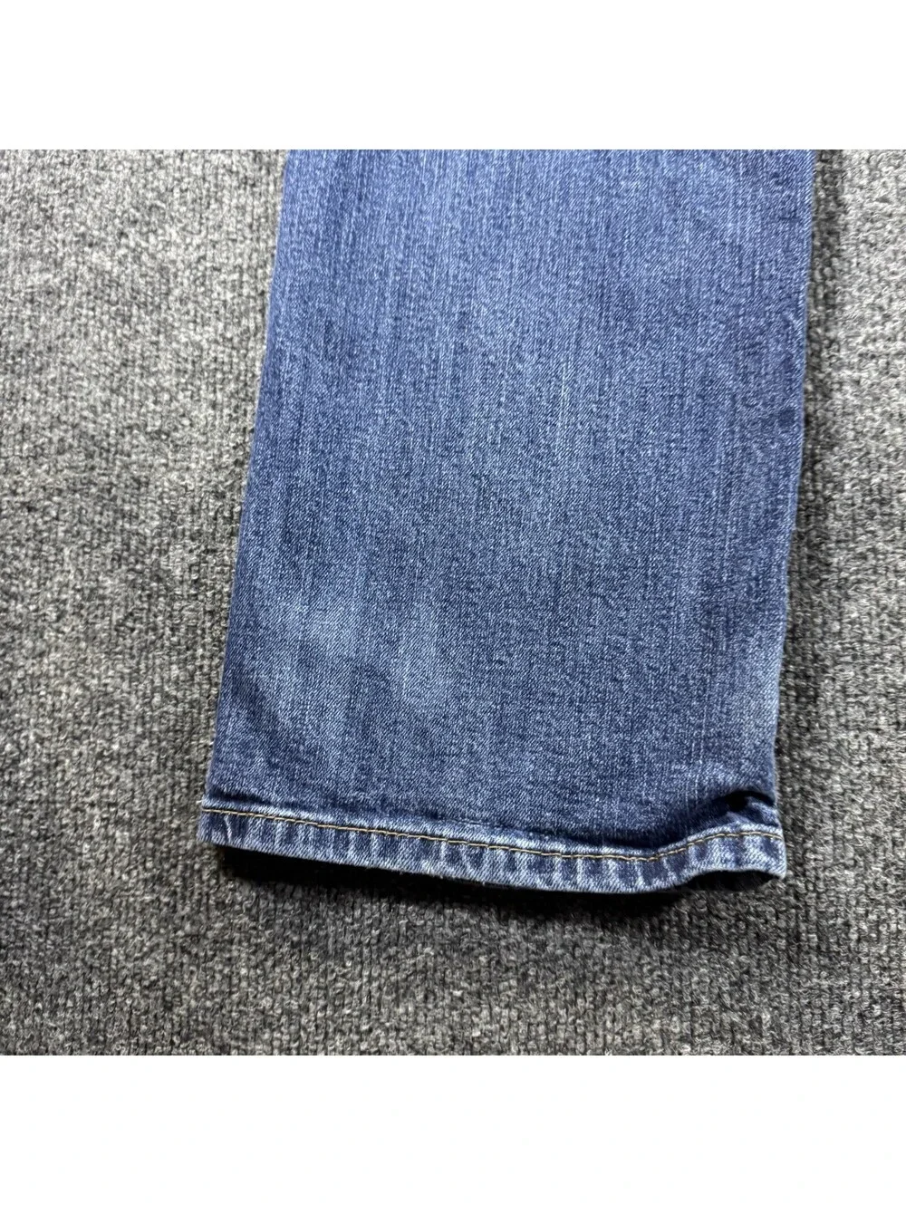 Levis levi 559